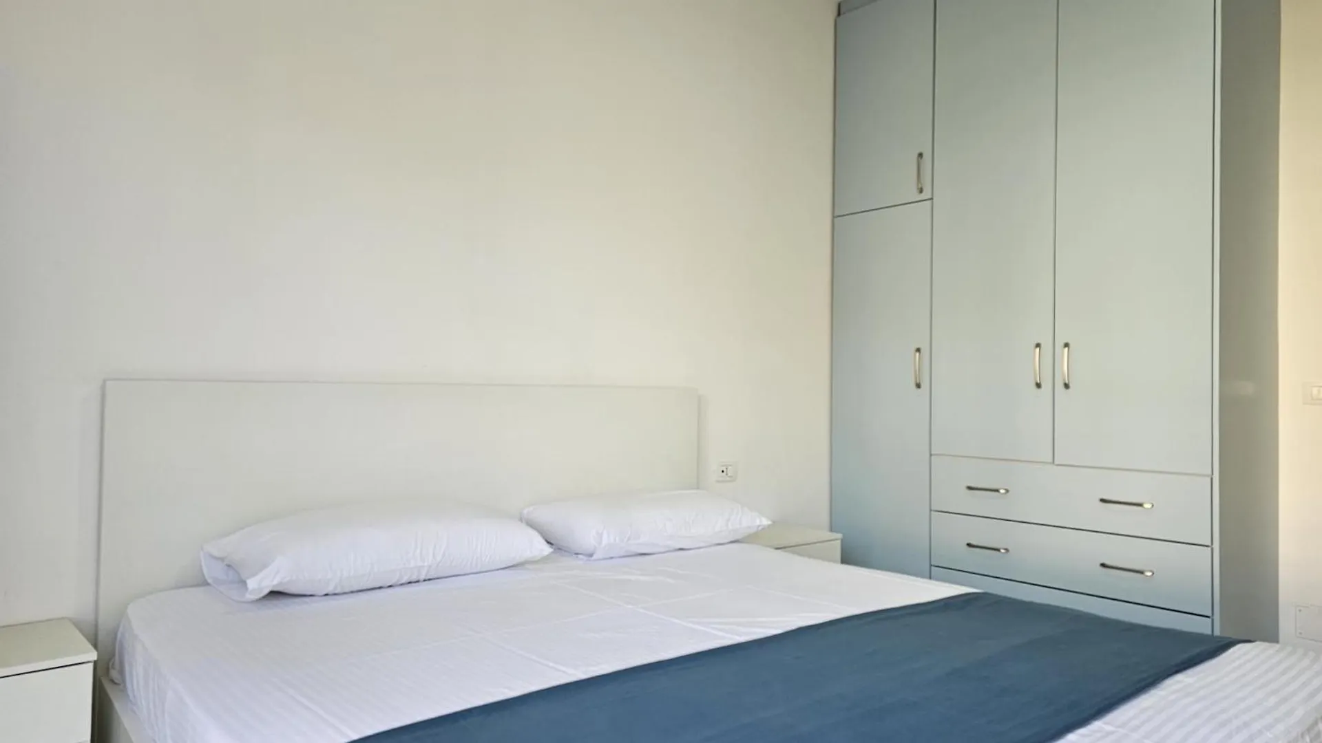 Apartamento Modern Essentials With A Touch Of Sea Breeze Sarandë