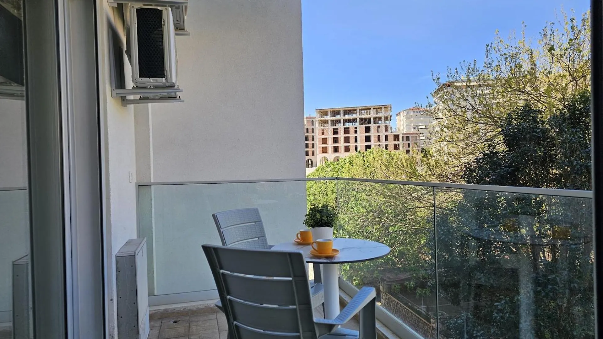 Apartamento Modern Essentials With A Touch Of Sea Breeze Sarandë Albania